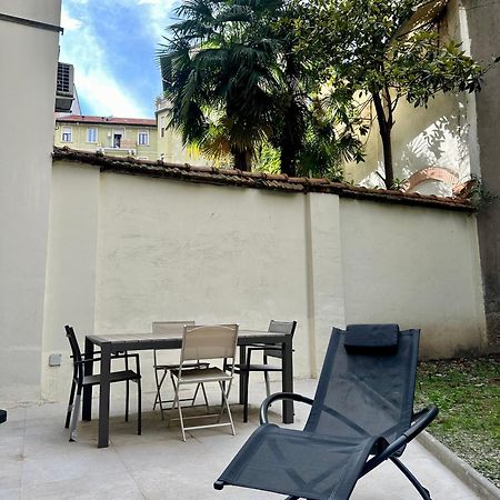 Lr Deluxe Apartments - Porta Venezia - Bilocale Con Giardino Privato Мілан Екстер'єр фото