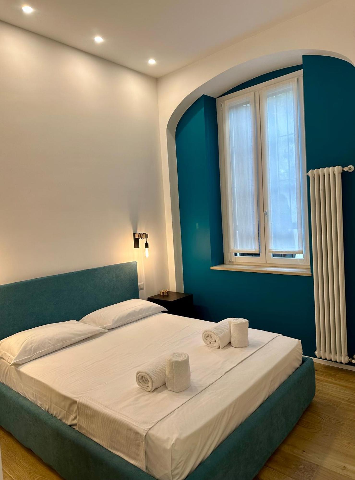 Lr Deluxe Apartments - Porta Venezia - Bilocale Con Giardino Privato Мілан Екстер'єр фото